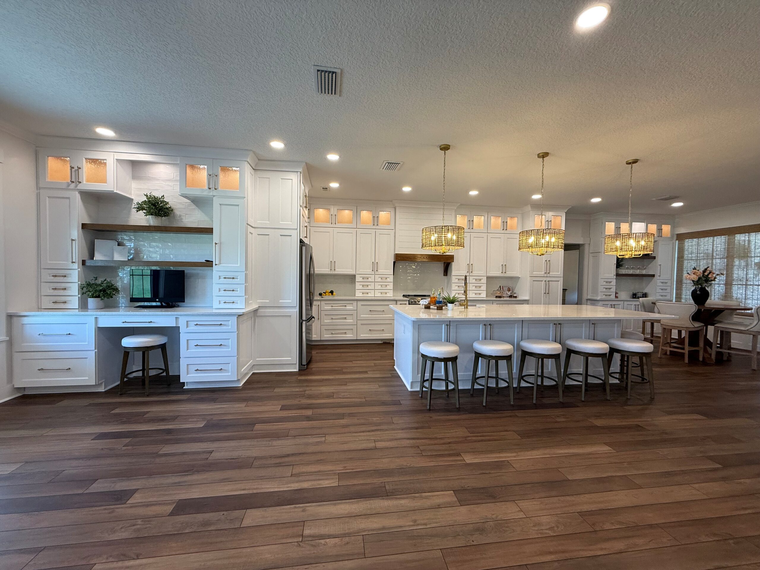 How to Choose the Right Kitchen Island for Your Remodel